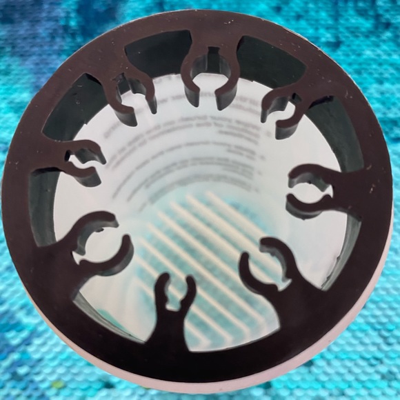 Nail kit 🤩 - Picture 4 of 5